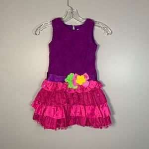 Rare Editions in vibrant purple and pink, size 5.